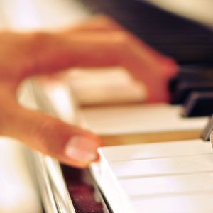 扒開腿灌牛奶🥛調教关晓彤
